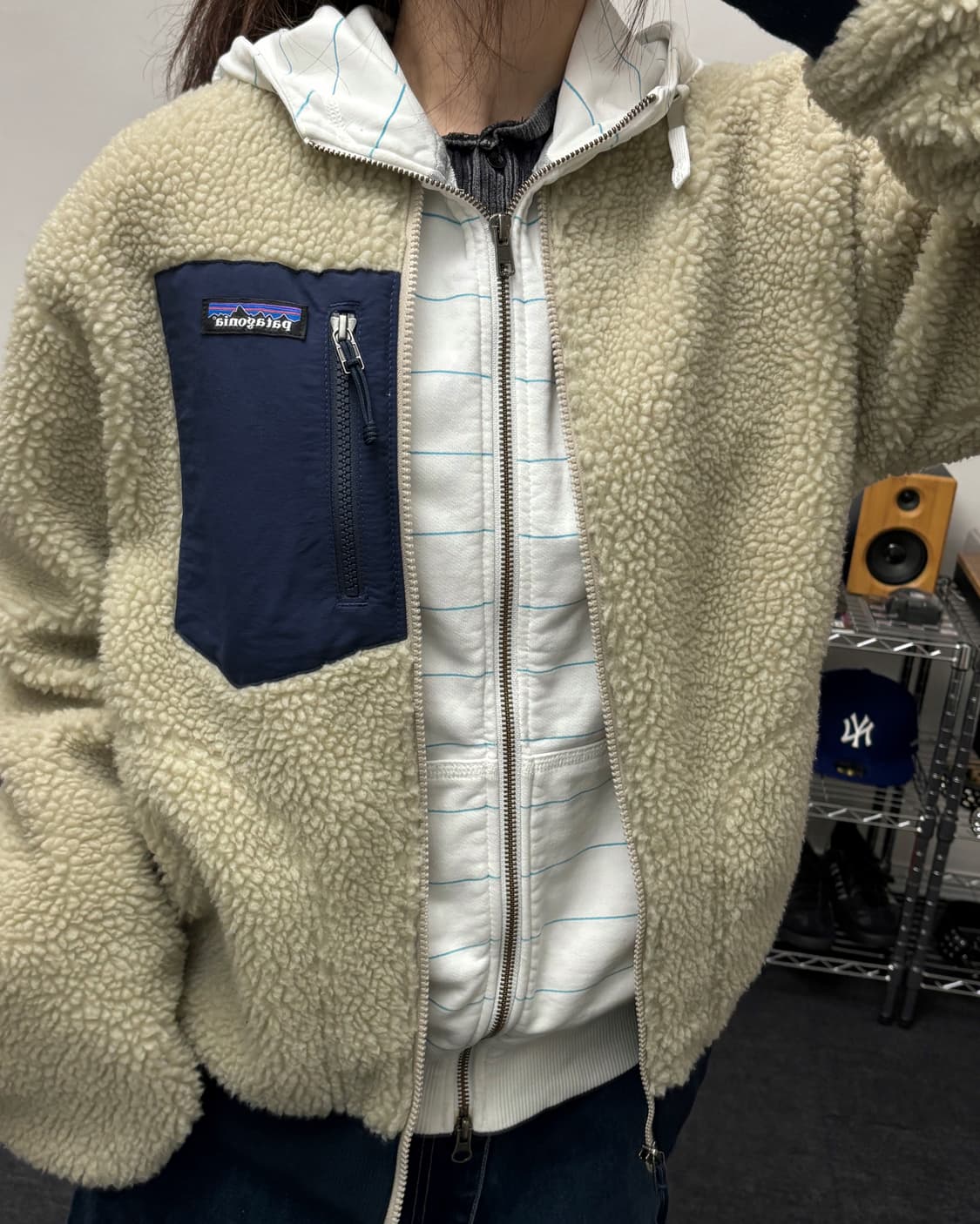 파타고니아 레트로X 베이지 후리스 자켓 상품이미지2