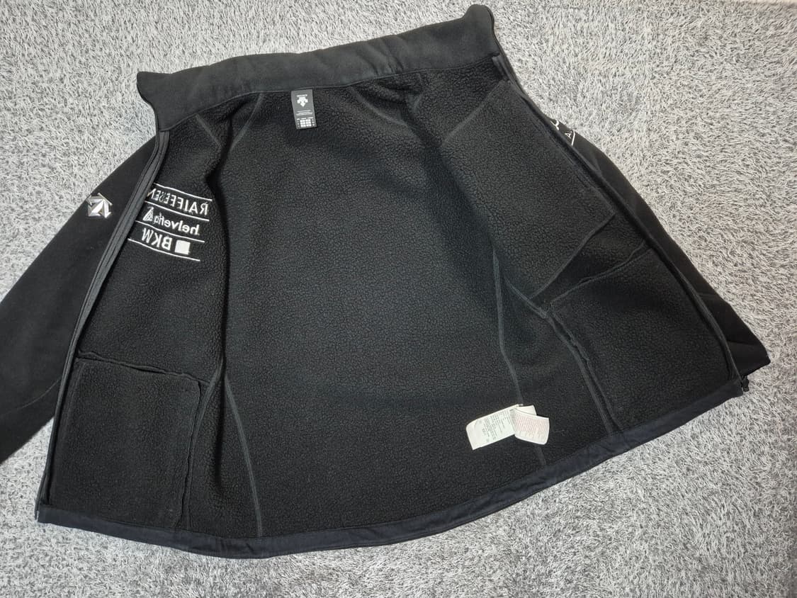 데상트 남성 스키팀 플리스 자켓 100 상품이미지5