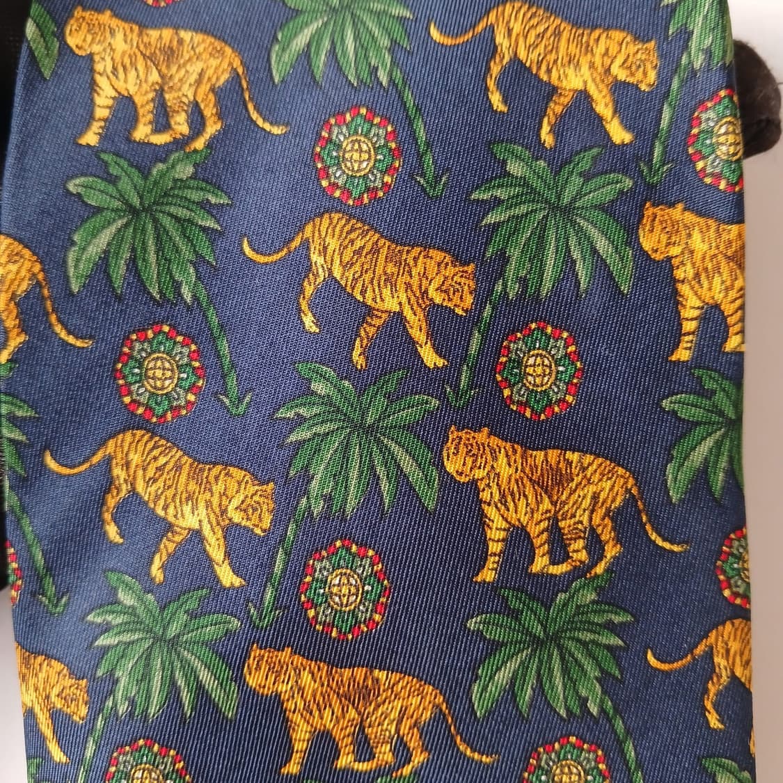 발망 실크 네이비 호랑이&야자수 넥타이 9.5cm A+등급 A19155
 상품이미지6