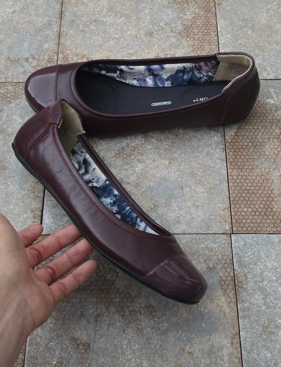 (255)락포트 레베카 캡 토 플랫 슈즈 상품이미지6