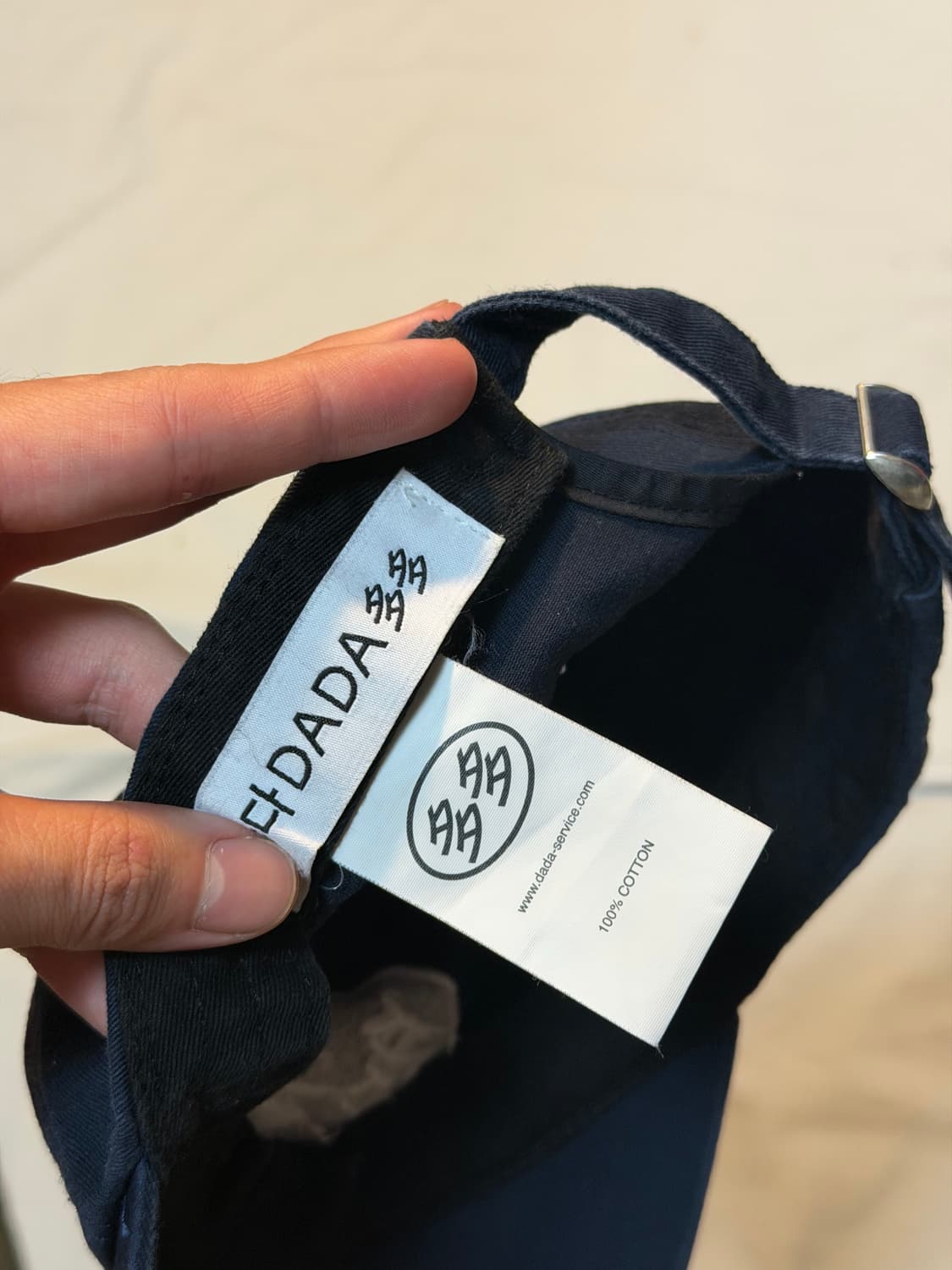 다다이즘 시그니쳐 로고 볼캡 네이비 상품이미지2