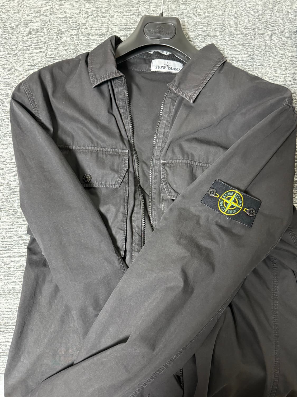 스톤아일랜드 21FW 올드이펙트 오버셔츠 상품이미지2