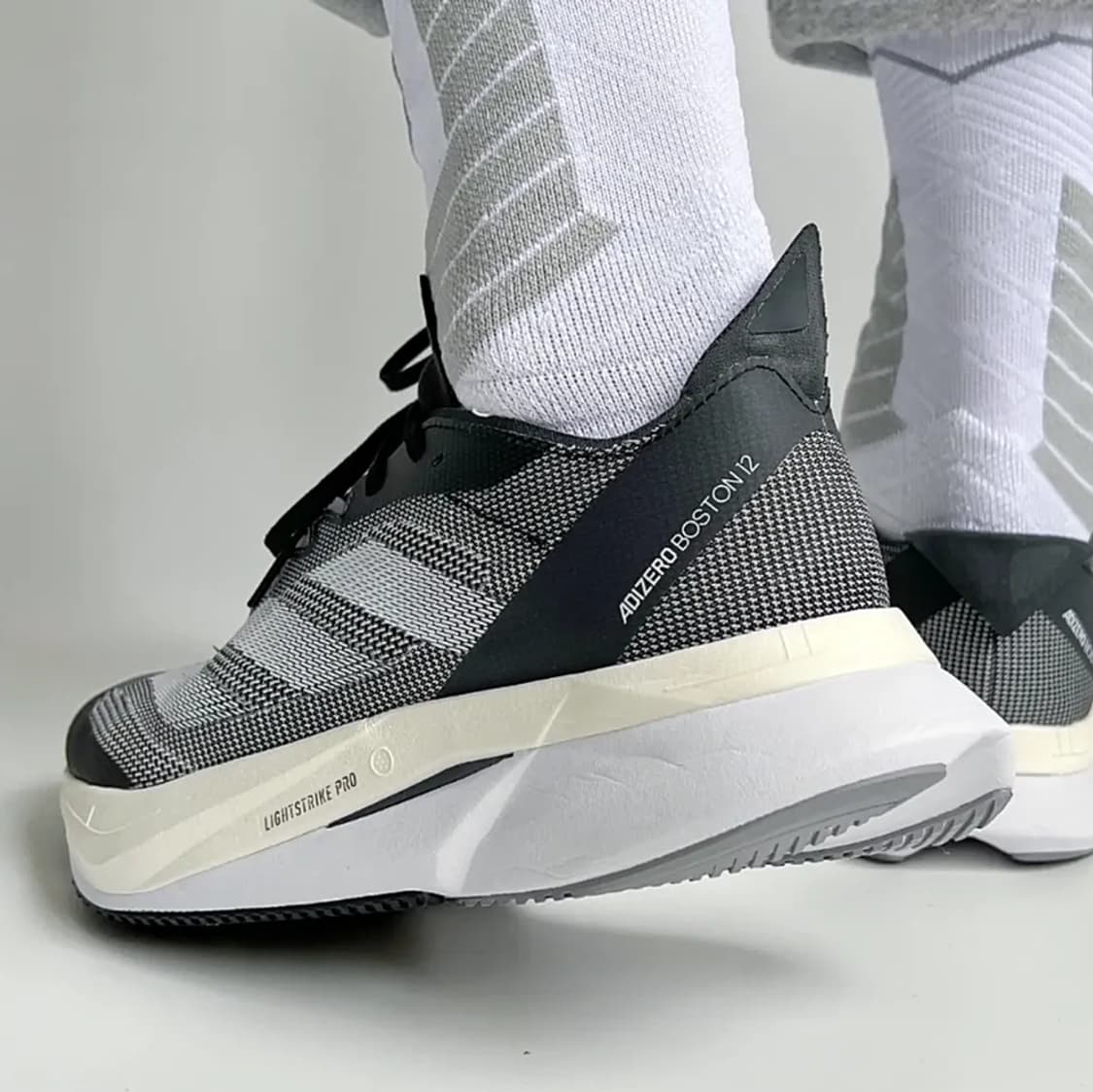 260 새제품) 아디다스 아디제로 보스턴 12 런닝화 러닝화 ID4234 상품이미지10