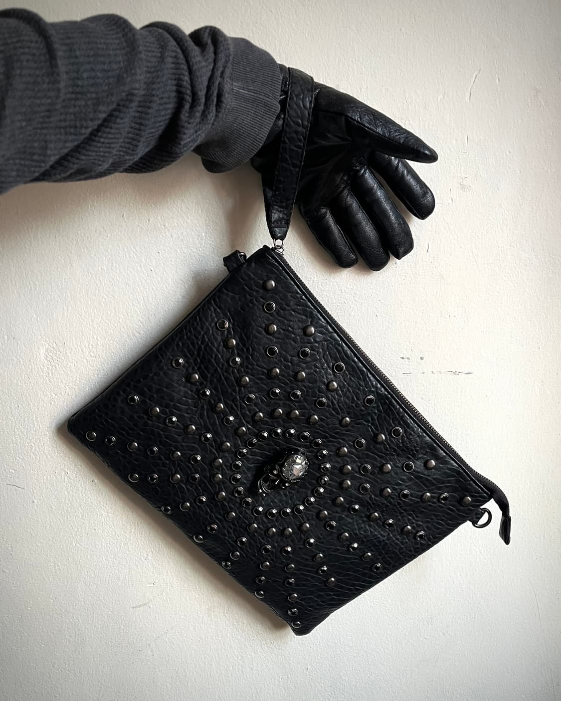 Marc O'Polo Studs Skull Trim Leather Bag 상품이미지3