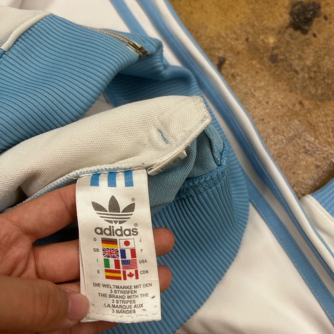아디다스 과테말라 국대 흰하 화이트 하늘 트랙탑
져지 95 상품이미지8