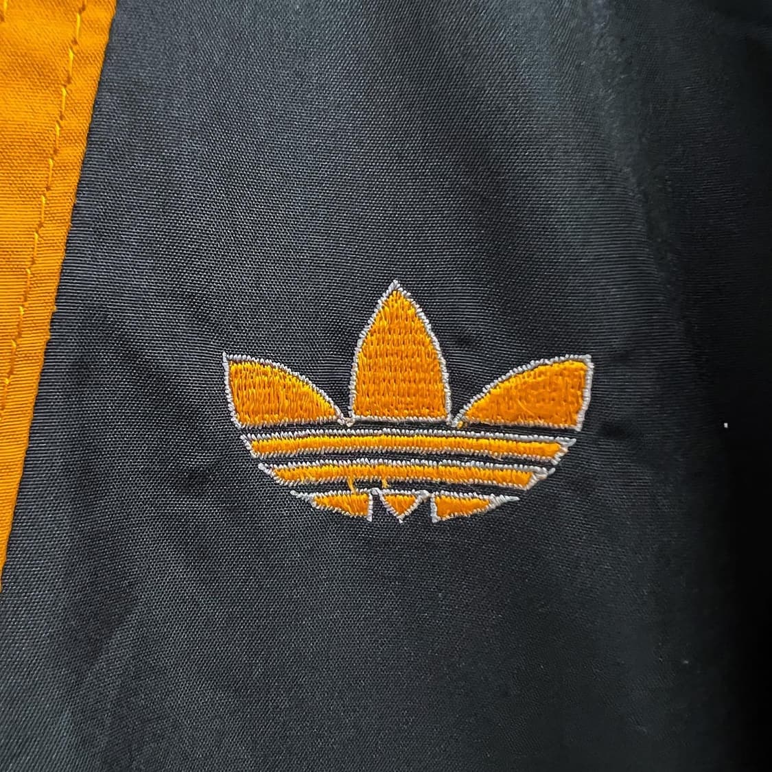 아디다스x데상트 90s 트레포일 올드스쿨풀오버아노락 상품이미지5