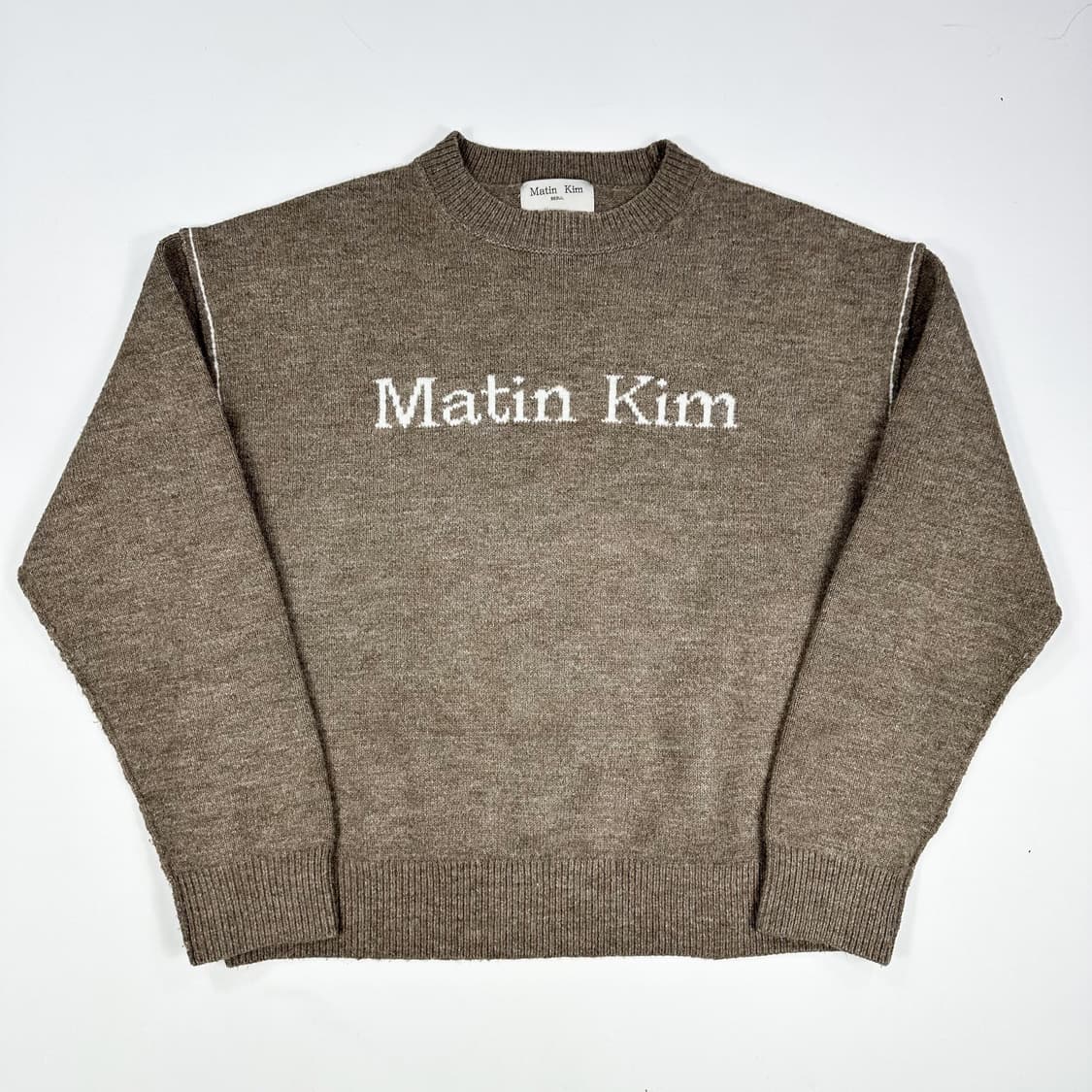 마뗑킴 레터링 빅로고 브라운 니트 (M 여성추천) 상품이미지2