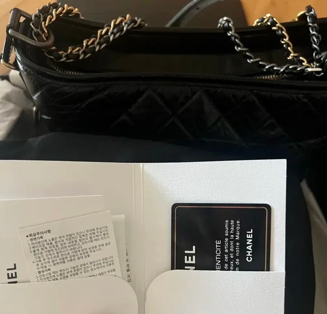 샤넬 가브리엘 호보백 뉴미듐 블랙 상품이미지6