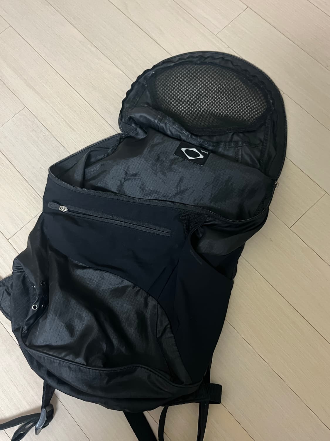 미스치프 블랙백팩 상품이미지5