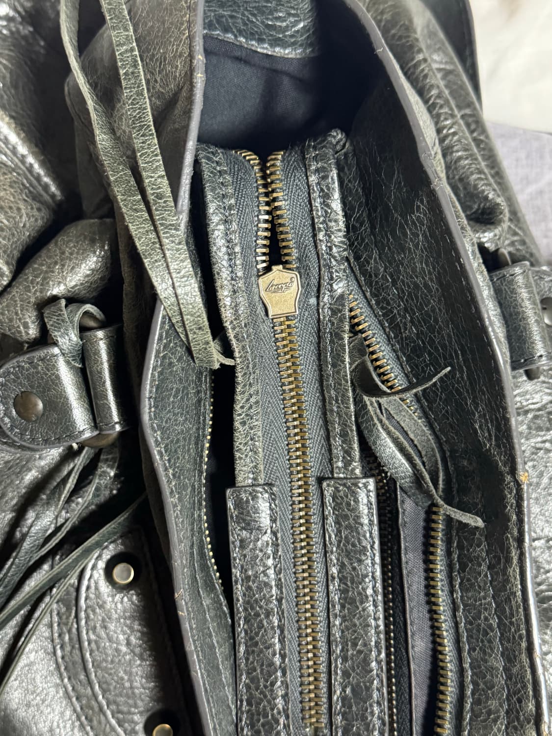 Balenciaga 모터백 상품이미지4