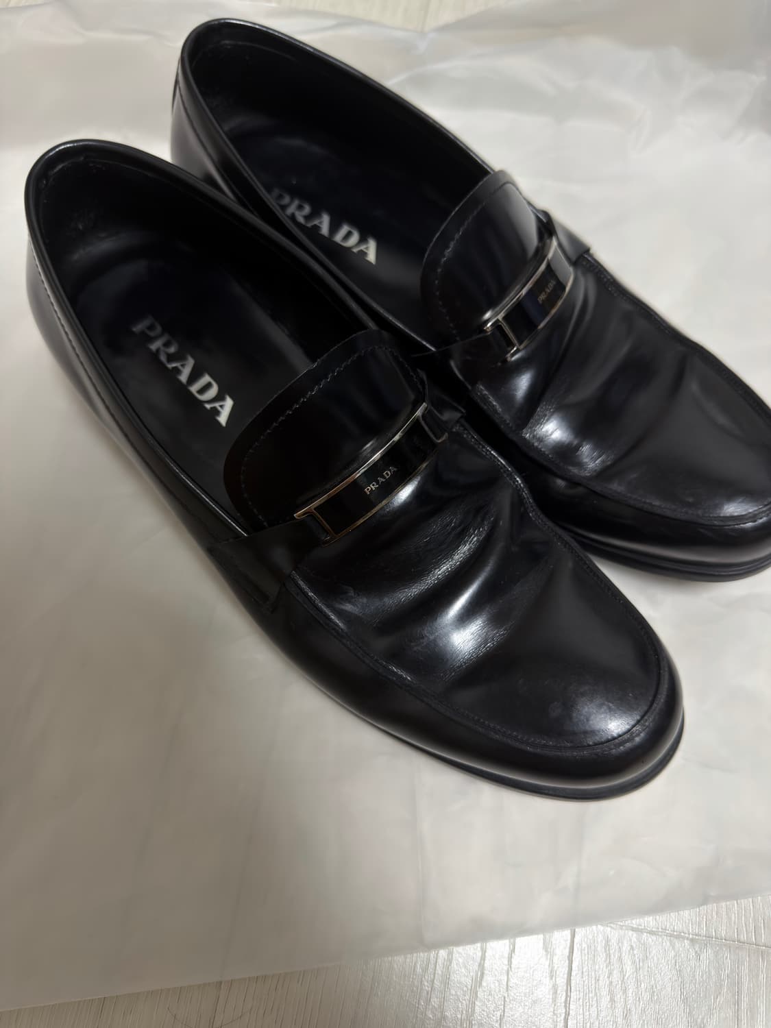 PRADA Metal Buckle Leather Loafer 상품이미지1