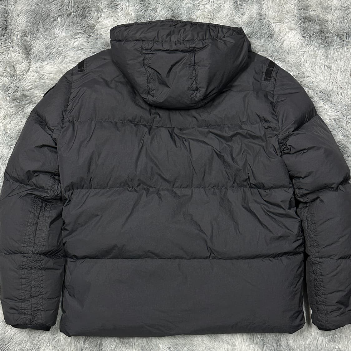 스톤아일랜드 22fw 크링클랩스 패딩 L 상품이미지3