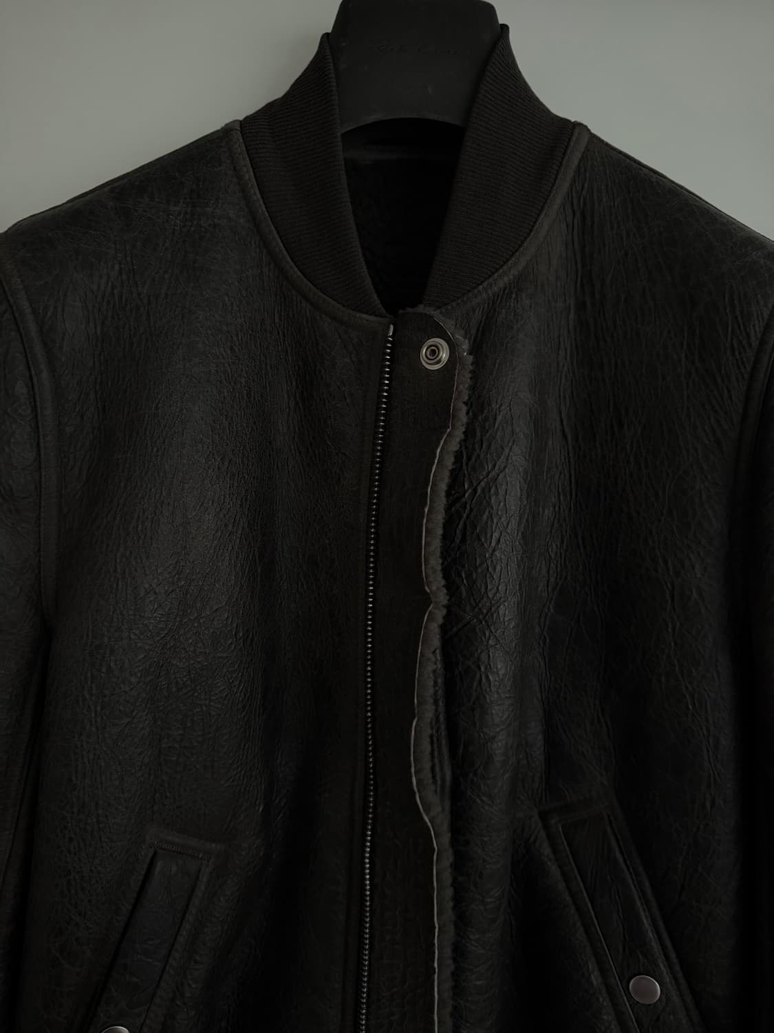 [46] 릭 오웬스 18fw 시시포스 무스탕 레더 자켓 상품이미지2