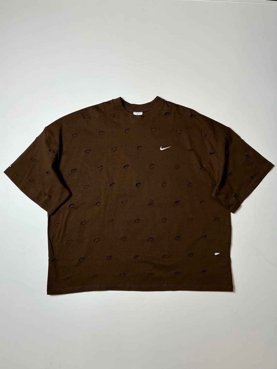 나이키 x 자크뮈스 24ss 펀칭 스우시 티셔츠 PN8242 상품이미지1