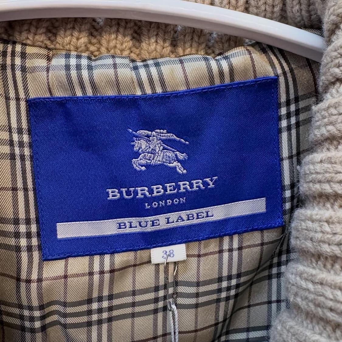 버버리 니트 패딩 자켓 상품이미지3