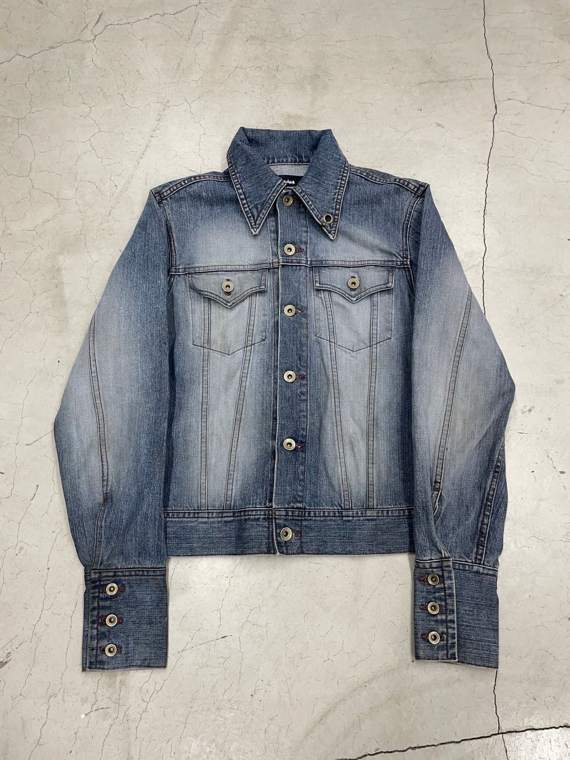 Led Rechwe piercing Denim Jacket 상품이미지3