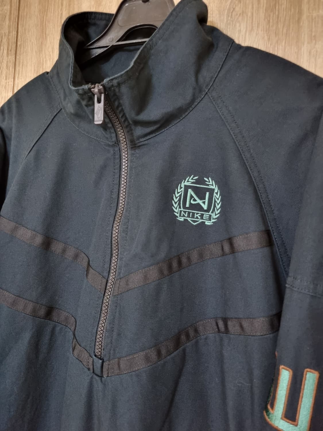 나이키 반집업 윈드러너 아노락 상품이미지3