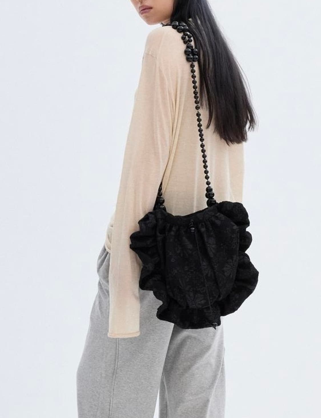 나비버스 Beads Volume bag_Black 상품이미지1