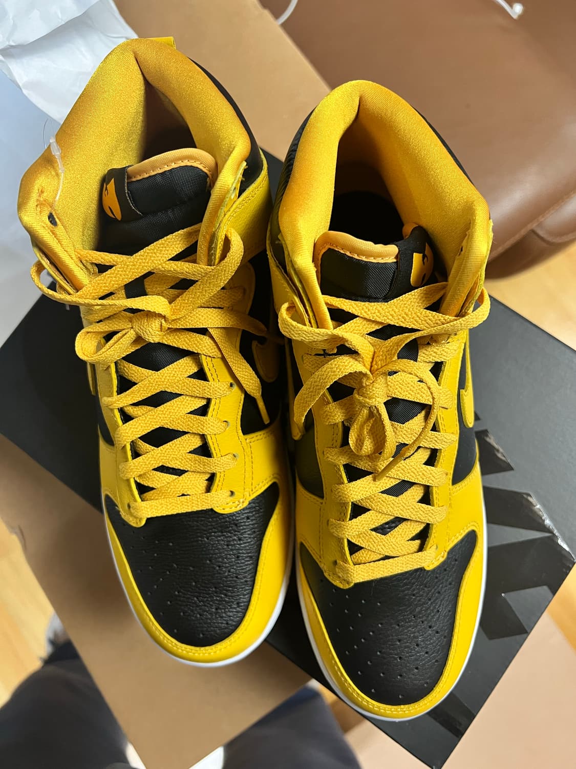 새상품 나이키 덩크 우탱 클랜 하이 블랙 앤 폴른 (사이즈265)팝니다 상품이미지5