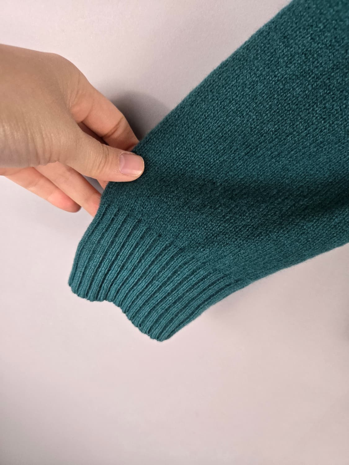 [무료배송]유니클로 L 남성 울100 모100 라운드넥 니트 스웨터 상품이미지4