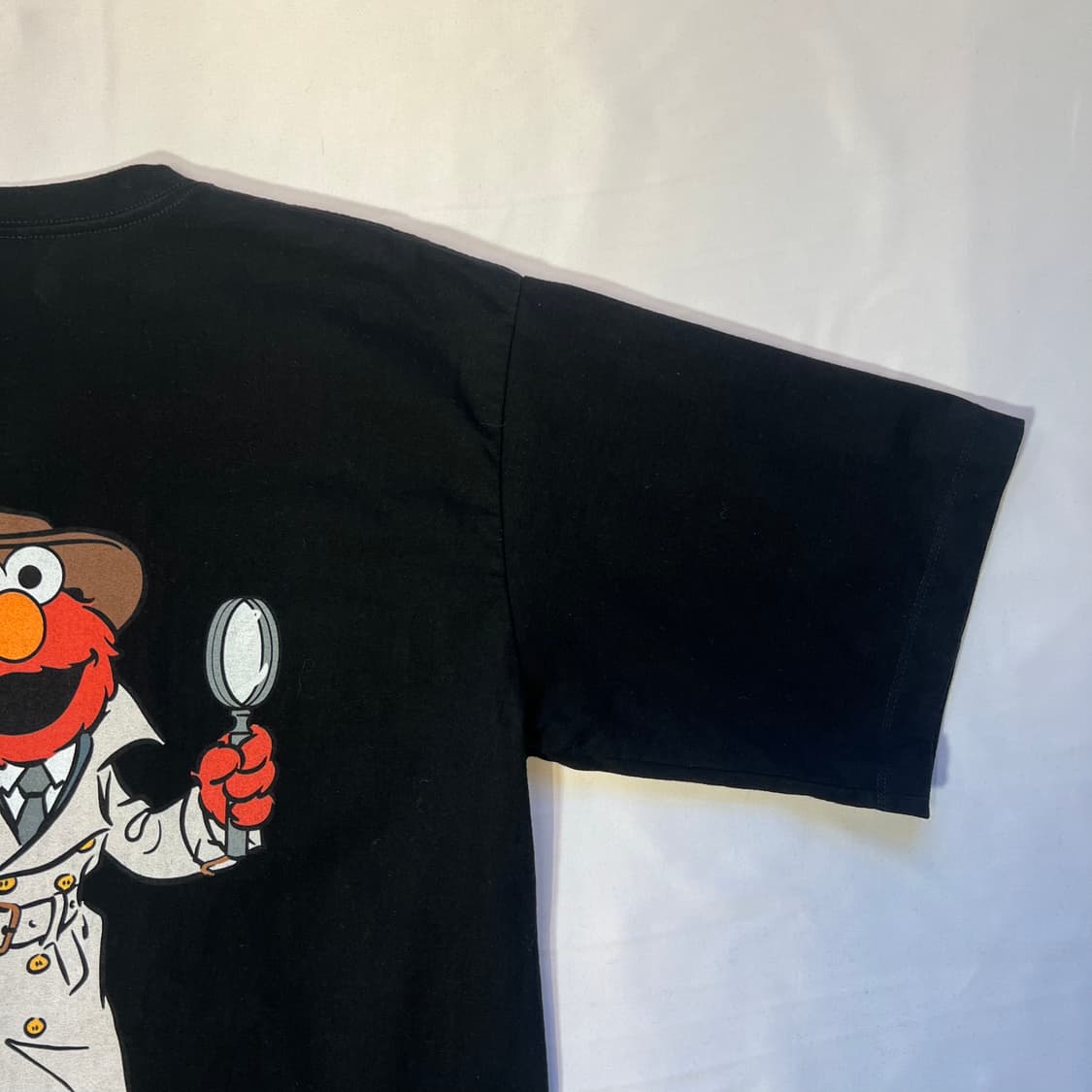 [1]SESAME STREET X 아크메드라비 탐정 엘모 반팔 티셔츠 상품이미지10