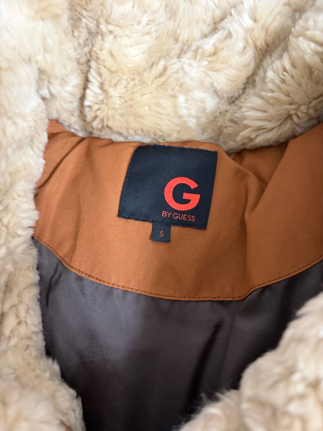 GUESS 게스 웰론 점퍼 상품이미지3