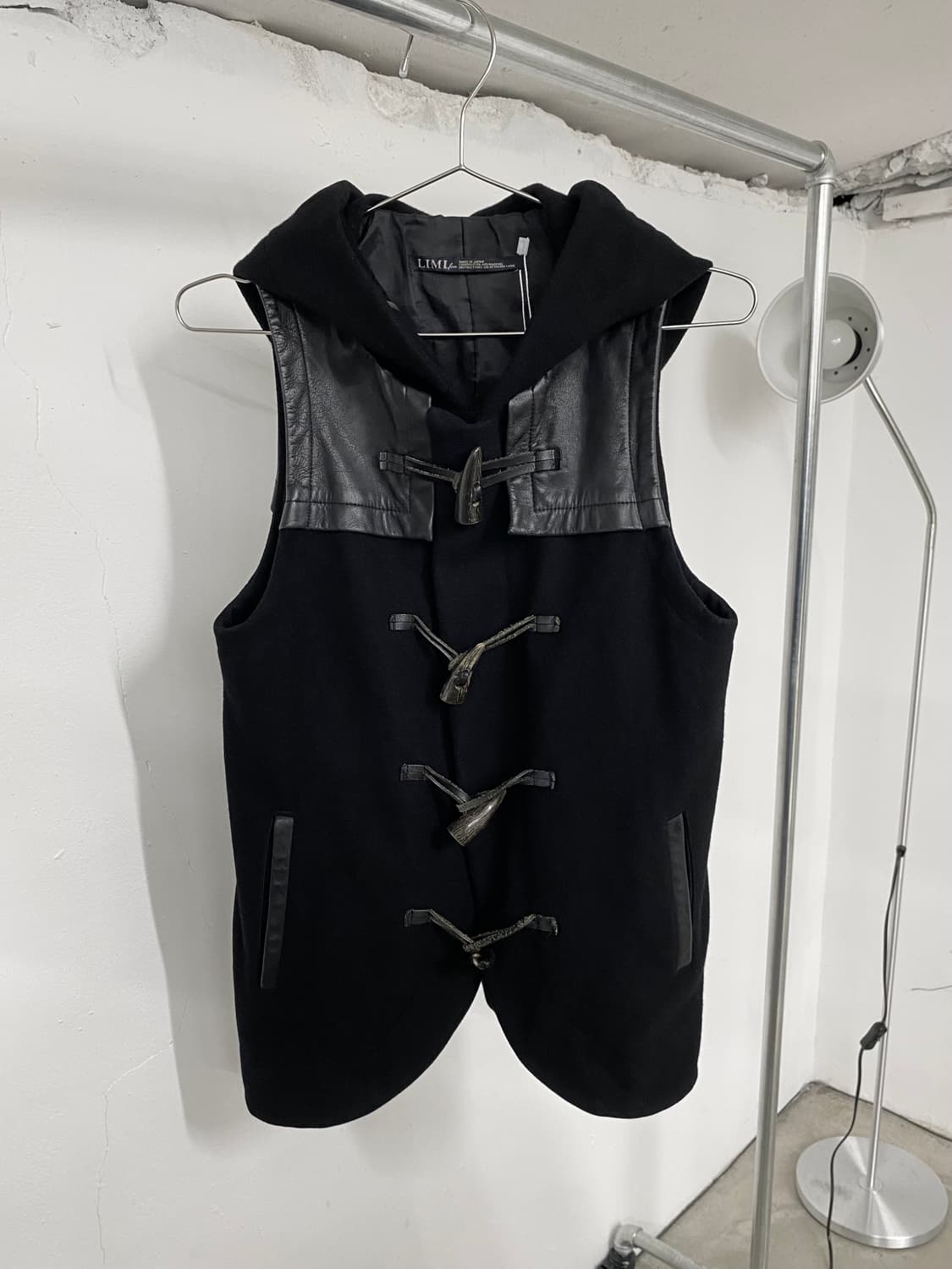 요지야마모토 리미 퓨 더플 레더 베스트 상품이미지1