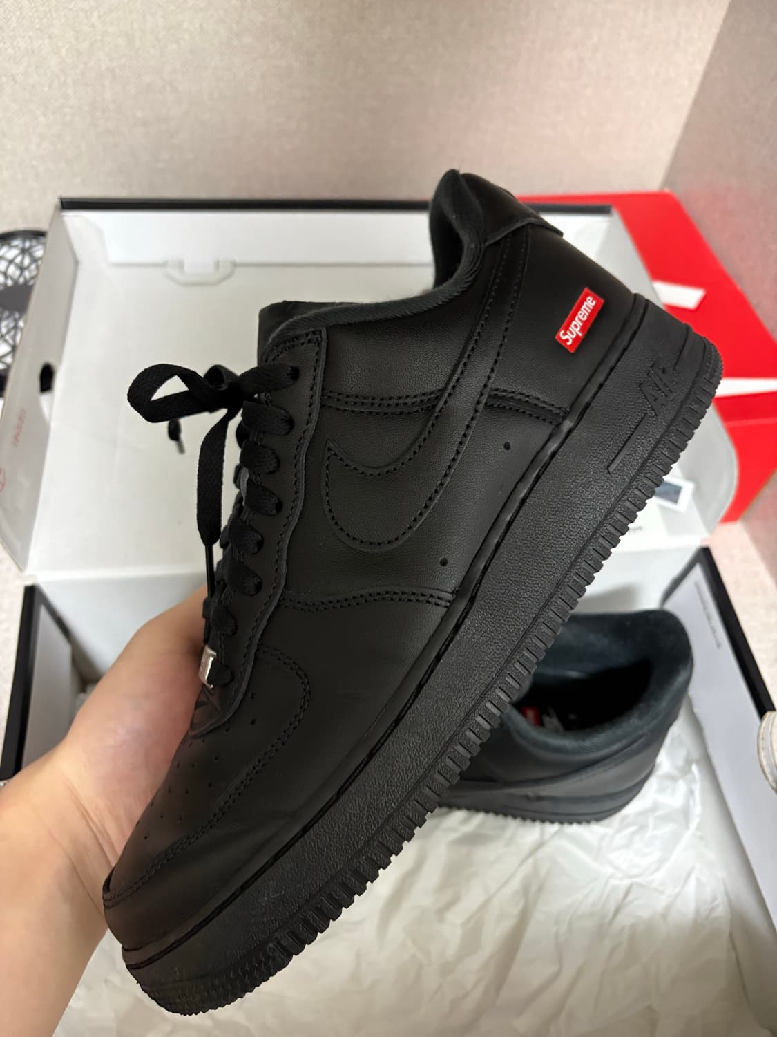 나이키 에어 포스 1 로우 슈프림 블랙 270mm 상품이미지3