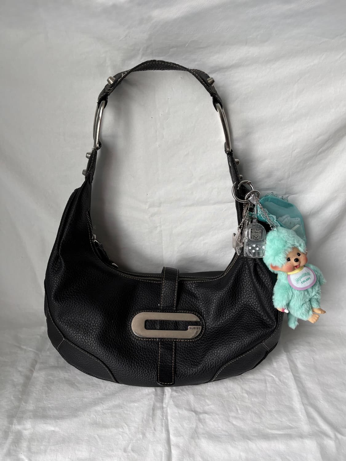 🎉오늘특가🎉Guess 2000’s shoulder bag 상품이미지1