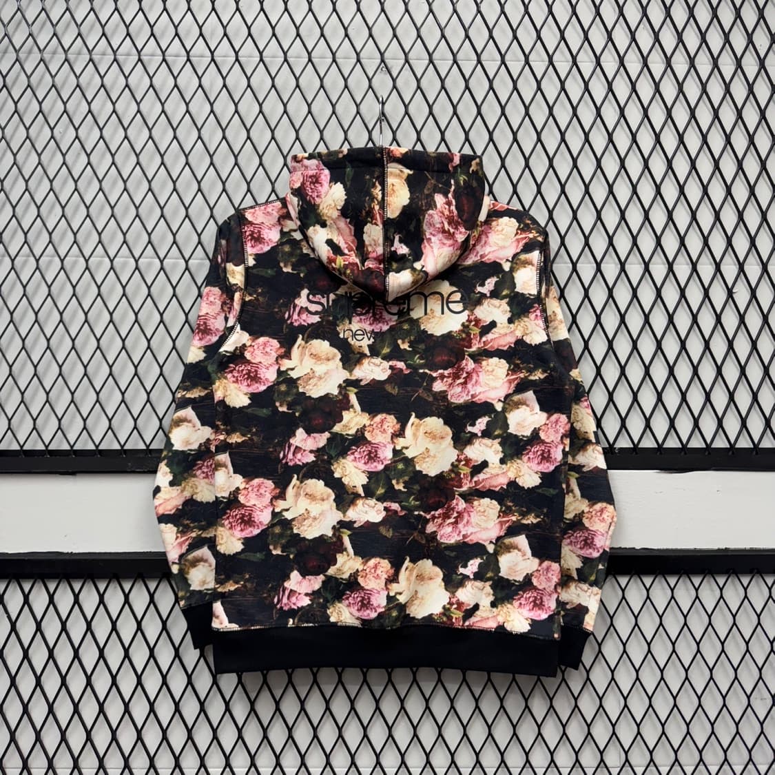 13F/W 슈프림 후디 스웻셔츠 플로럴 패턴 디테일 후드티 블랙 상품이미지2