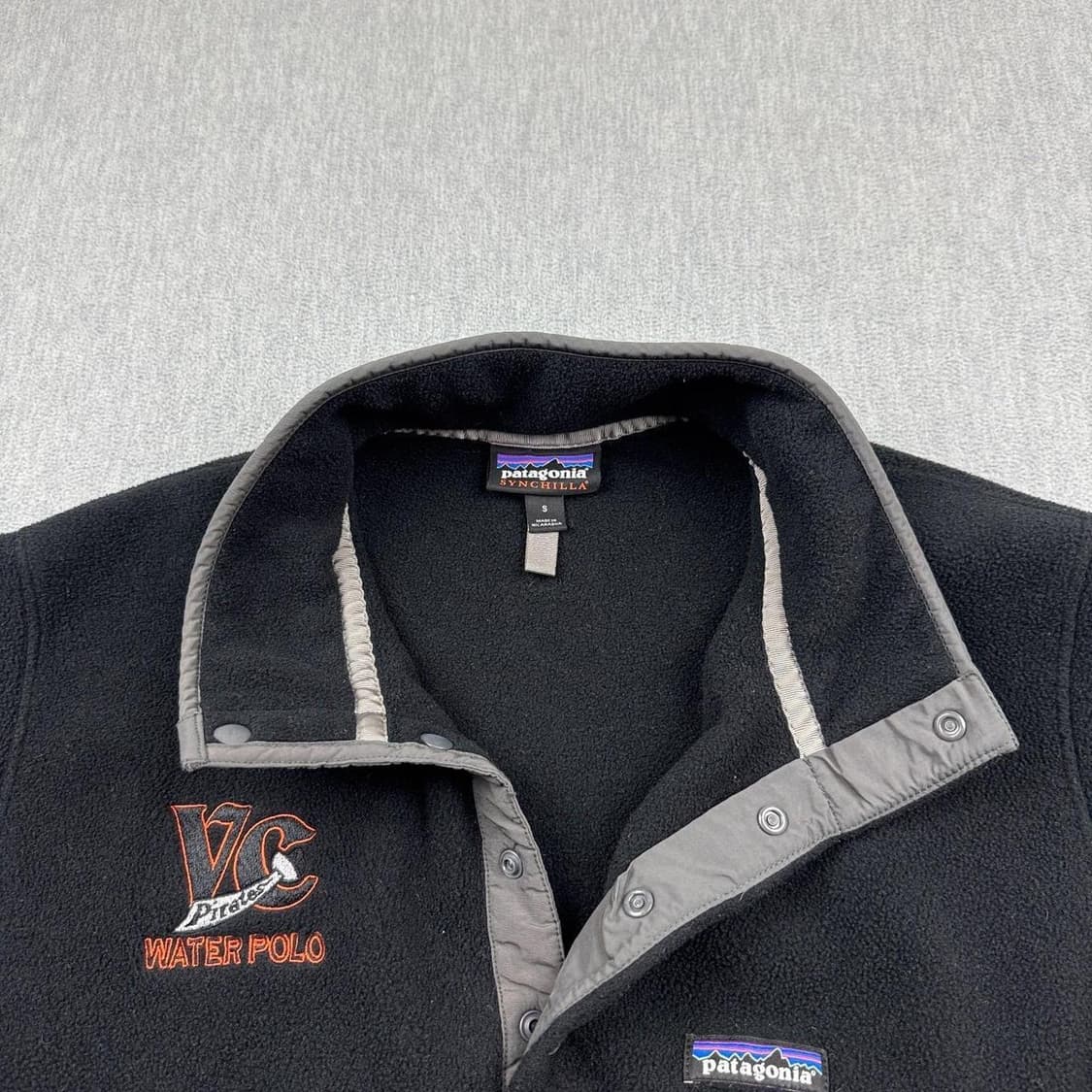 13FW 파타고니아 클래식 신칠라 스냅-티 플리스 풀오버 블랙 커스텀자수 상품이미지3
