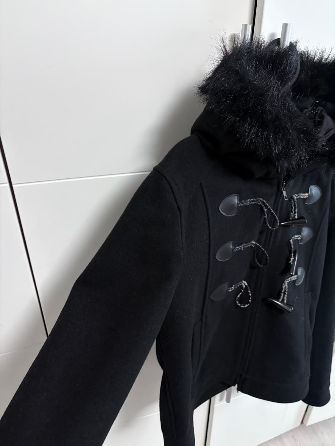 Black peace now for man 퍼 후드 떡볶이 코트 상품이미지2