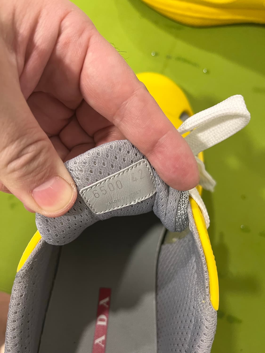 프라다 아메리카컵 옐로우 상품이미지4