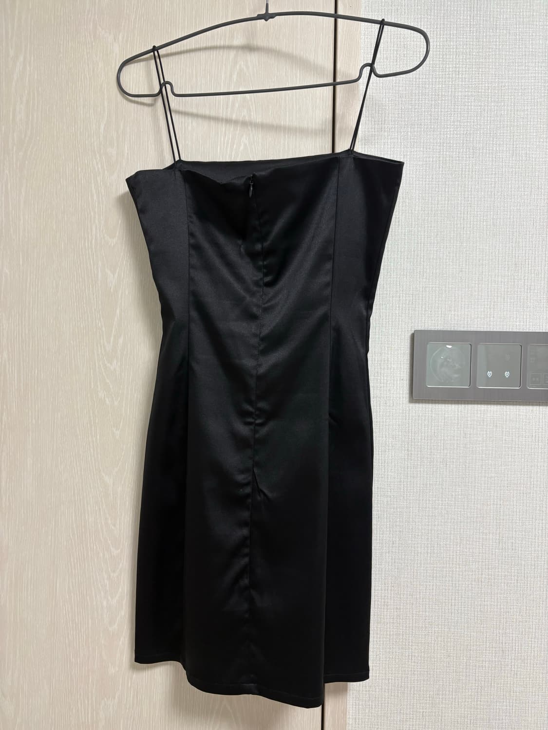 보헤미안서울 새틴 스퀘어 슬립 원피스 S 상품이미지4