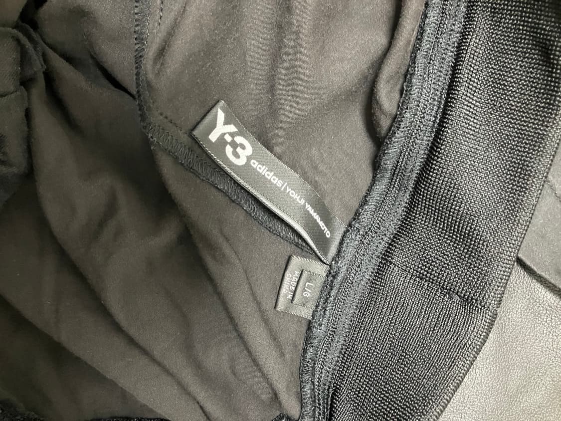 Y-3 제임스 하든 리버시블 큐프로 사틴 하프 팬츠 상품이미지4