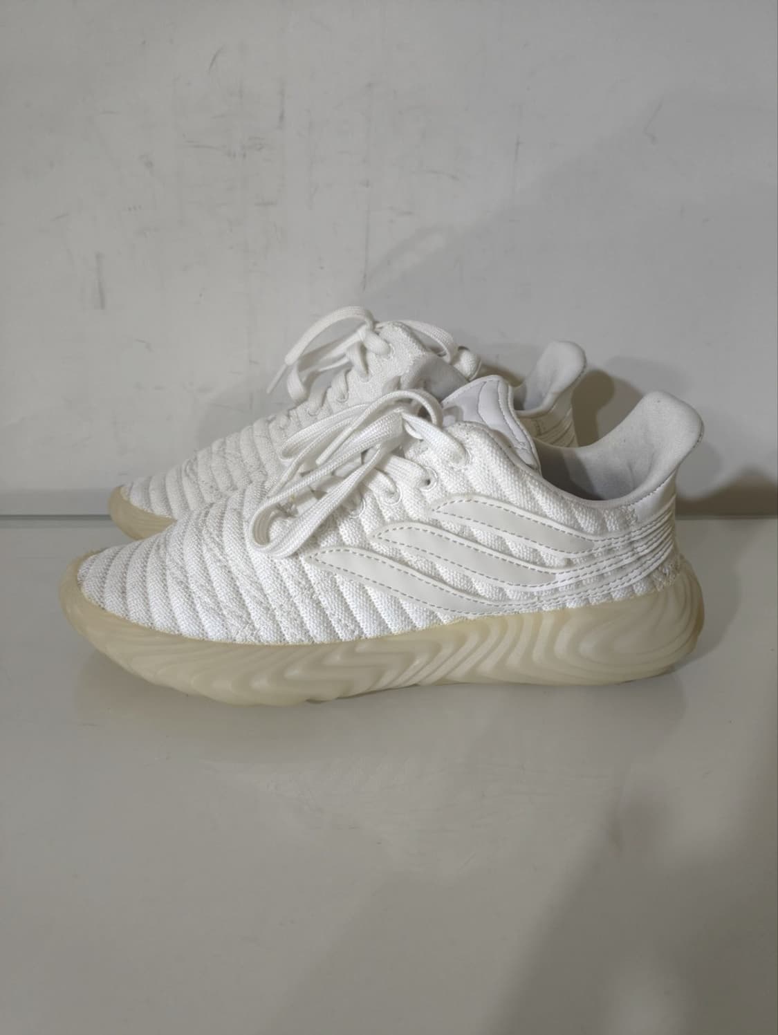 225mm 아디다스 소바코브 운동화 상품이미지1