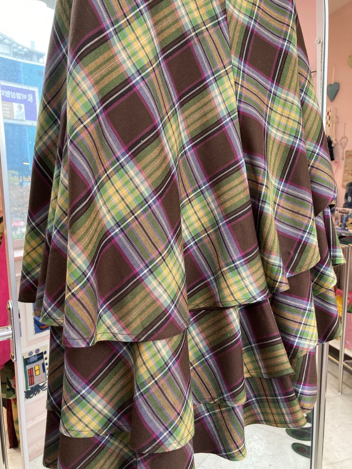 브라운 체크 언발란스 롱스커트 상품이미지4