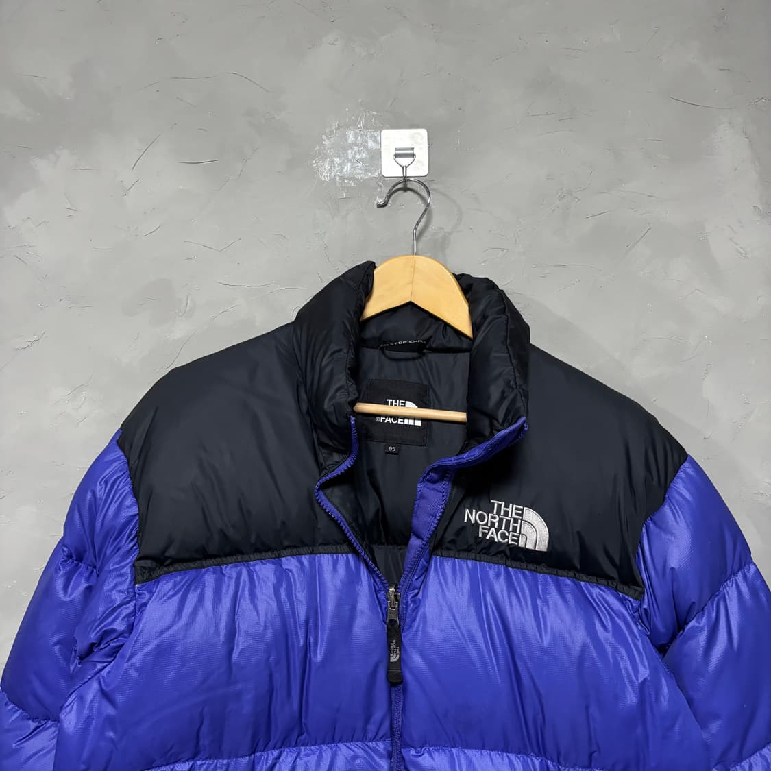 노스페이스 눕시 구스다운 패딩 상품이미지2