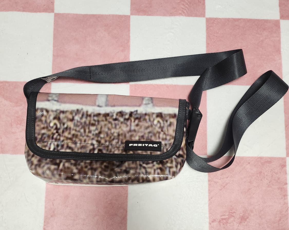 프라이탁 호피 핑크 하와이파이브오 상품이미지1