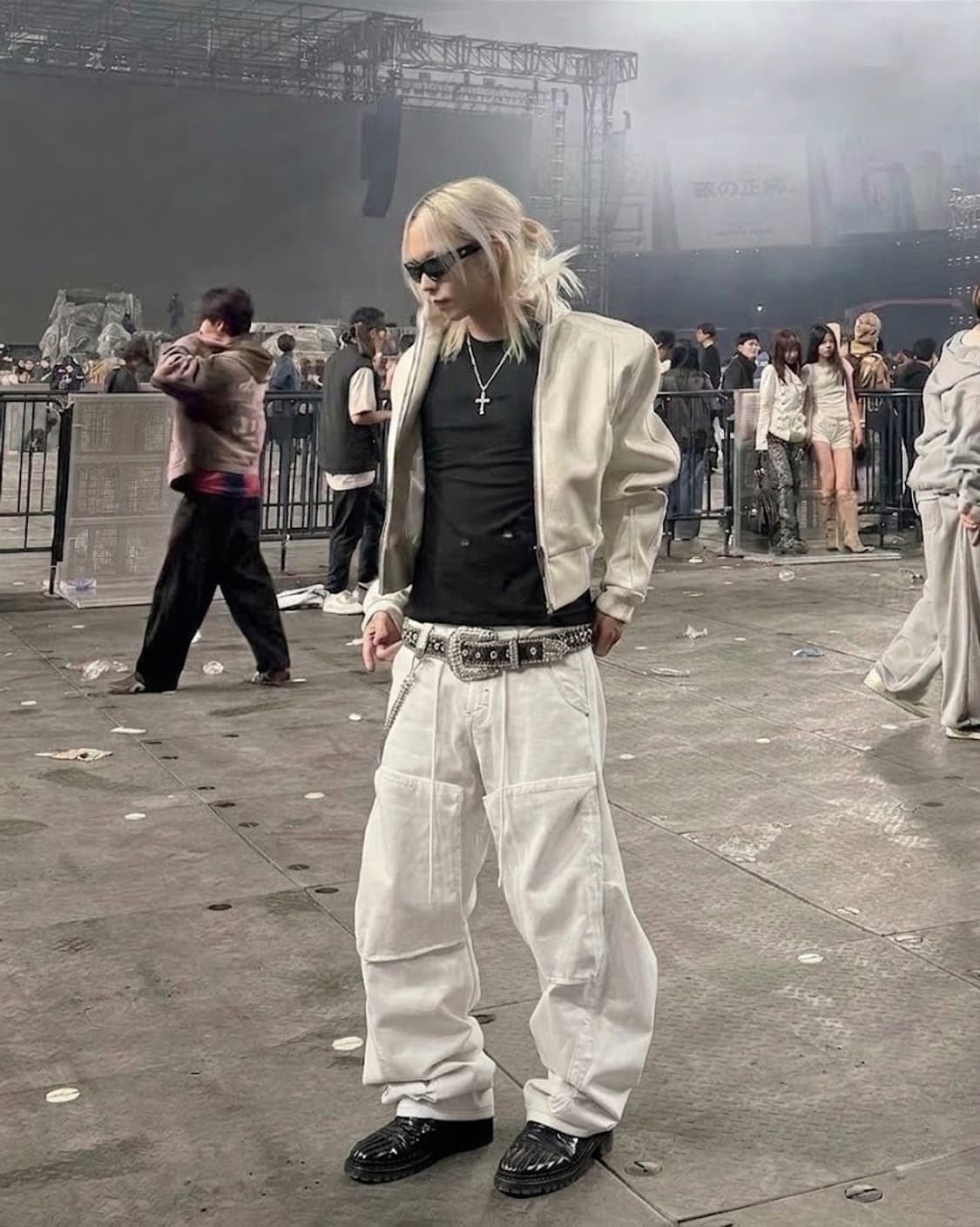 카르넷 아카이브 RUINED MASS DENIM TROUSERS 상품이미지1