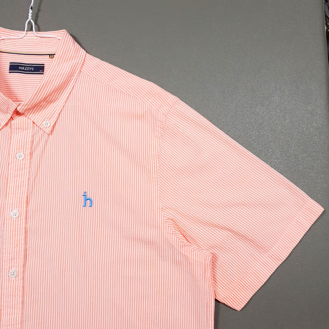 XL) 헤지스 신형 22ss 버튼다운 스트라이프 캐주얼 코튼 반팔 셔츠 상품이미지4