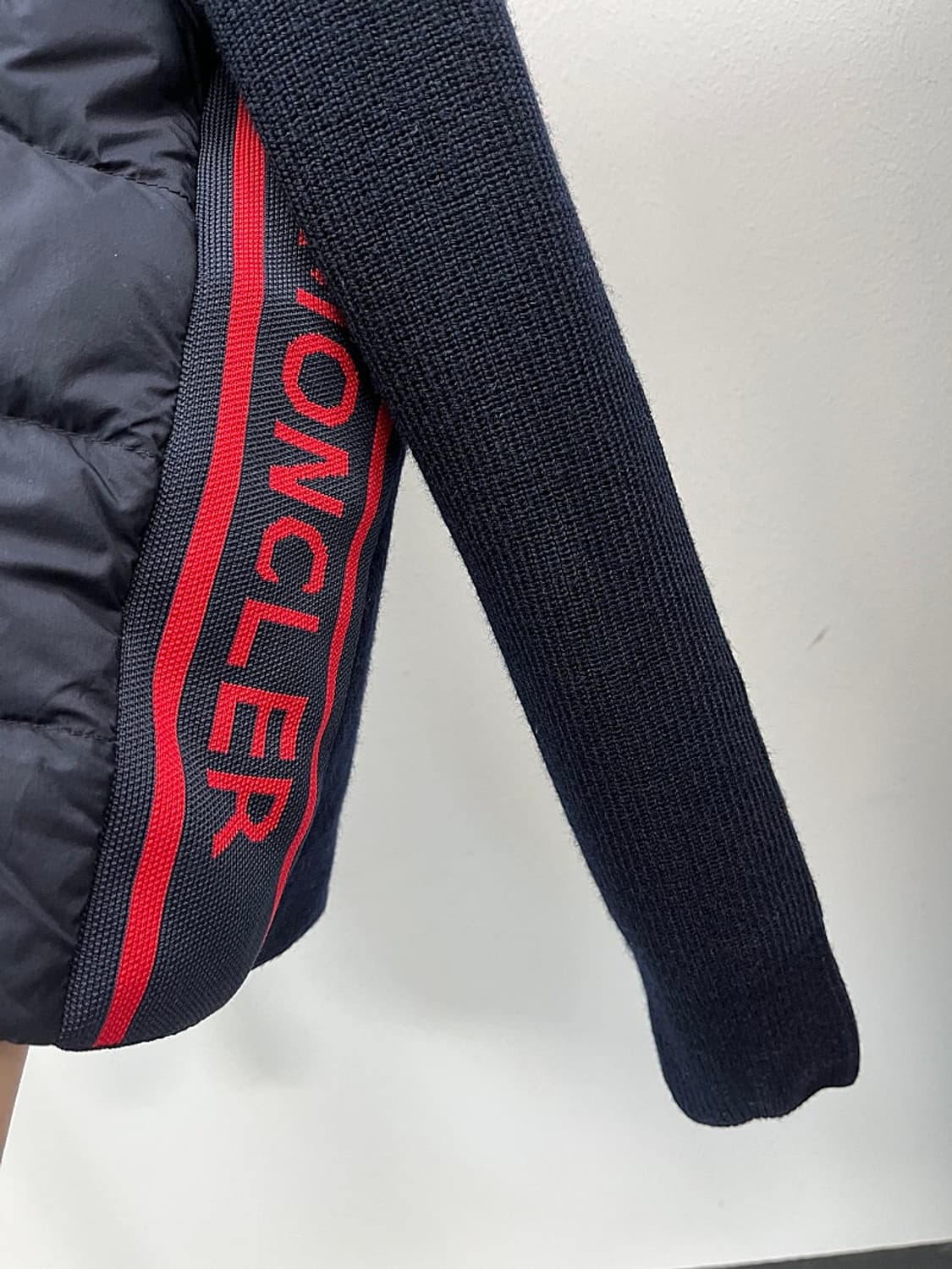 105-110) 몽클레어 신형 니트패딩  상품이미지4