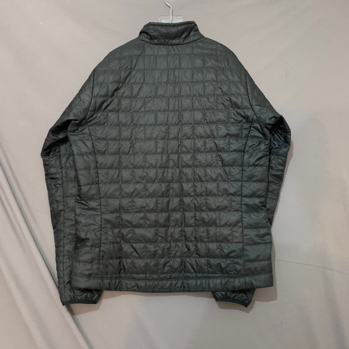 L 파타고니아 나노 퍼프 블랙 퀼팅 경량 패딩 상품이미지2