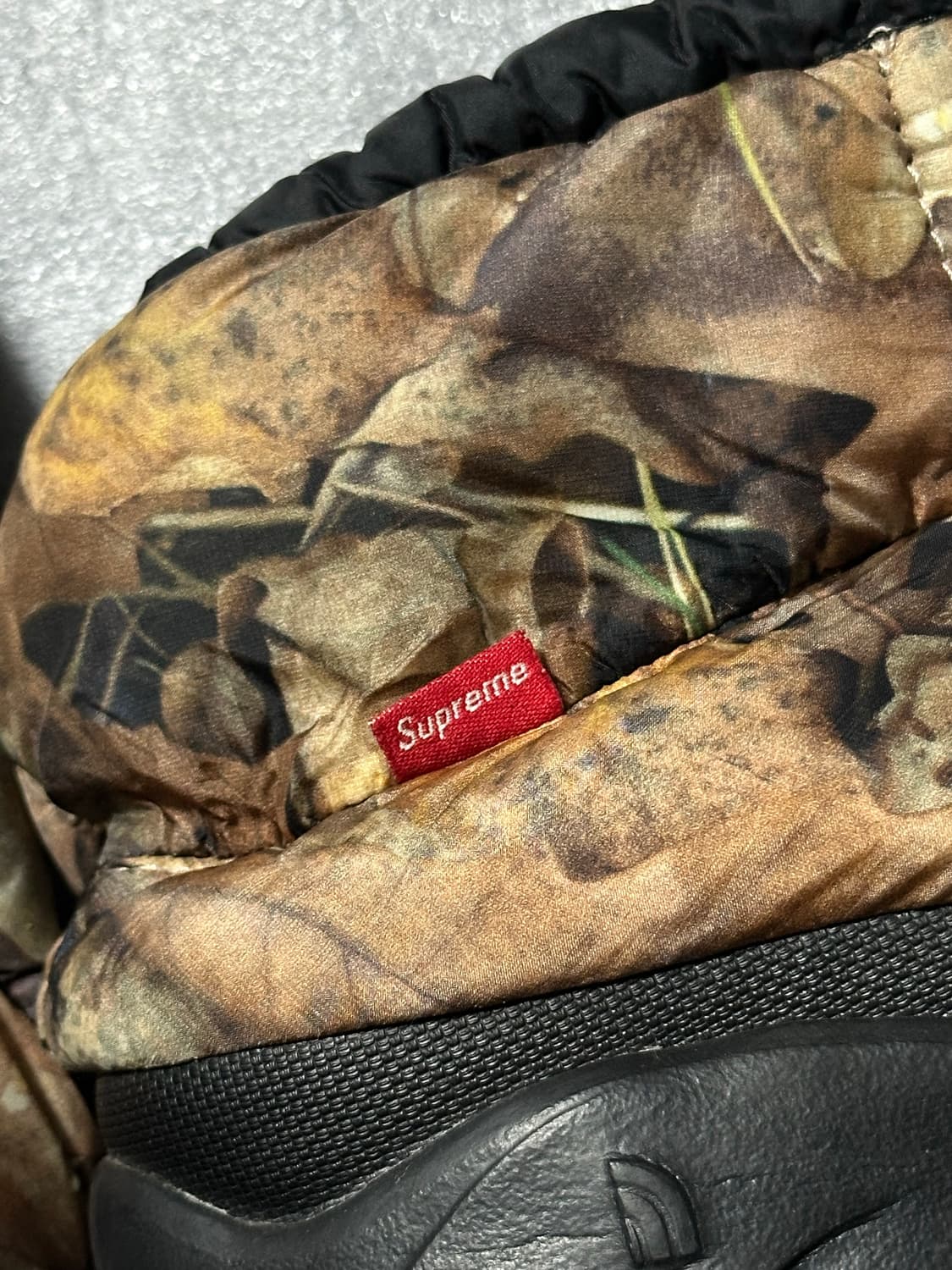 Supreme x north face 16fw nuptse boots 상품이미지4