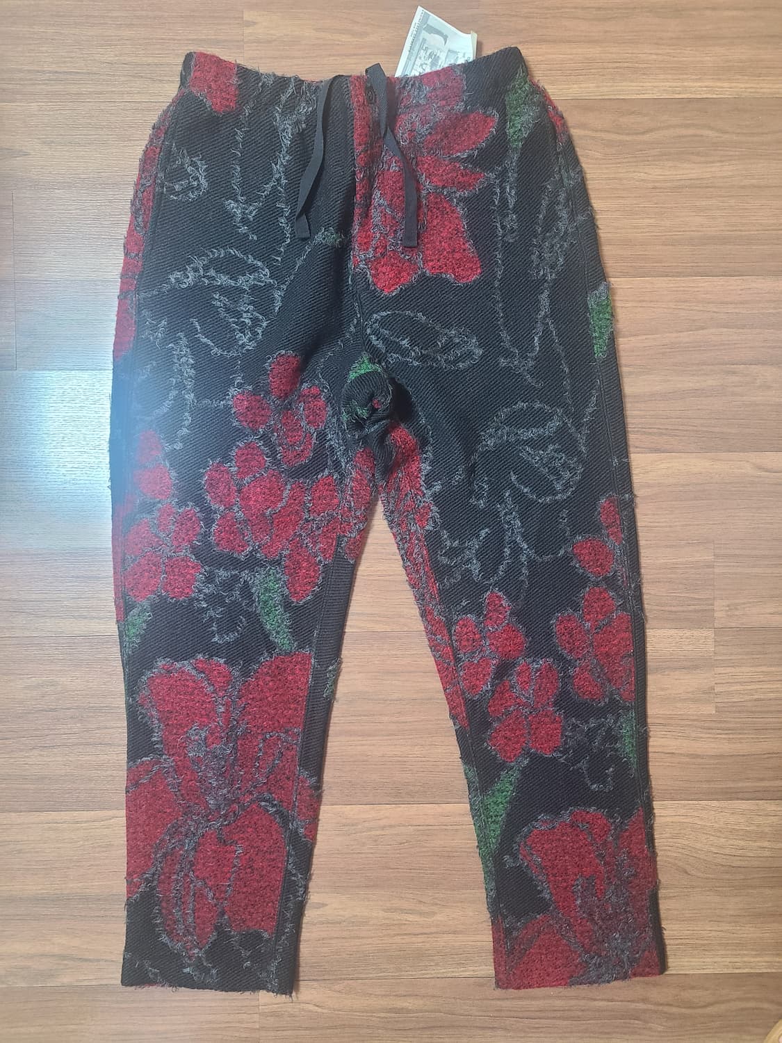 [새상품] 엔지니어드가먼츠 플로랄 (플라워) 자카드 니트 팬츠 블랙 레드 상품이미지4