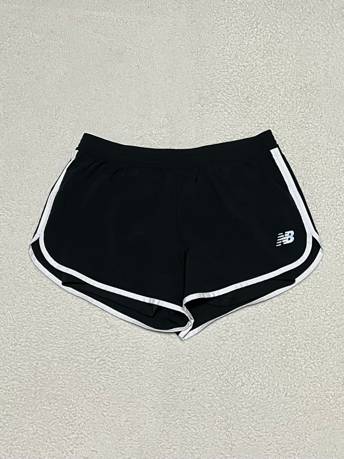 뉴발란스 숏팬츠  상품이미지1