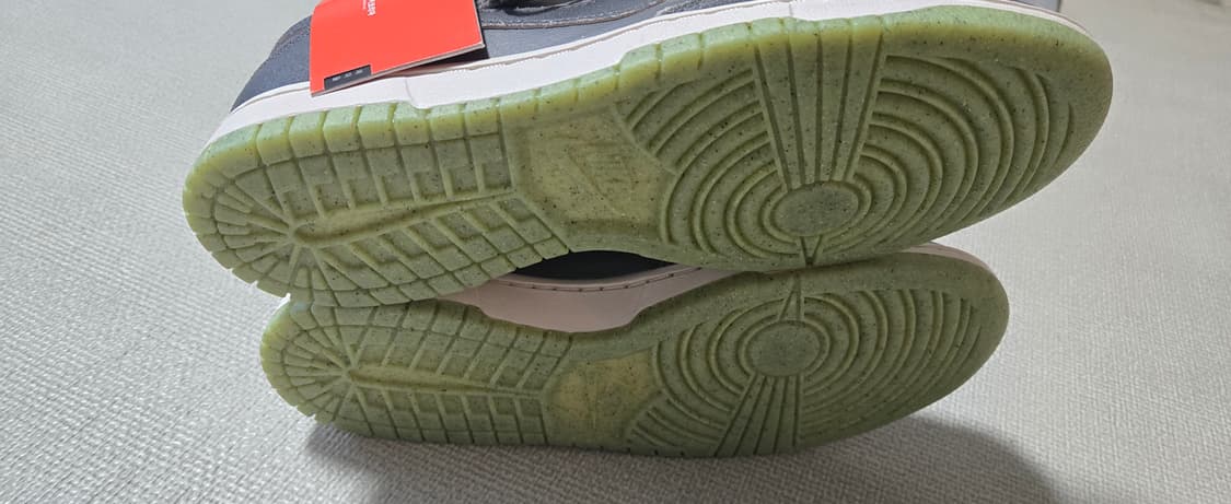 나이키 덩크 레트로 프리미엄 할로윈 285사이즈  상품이미지6