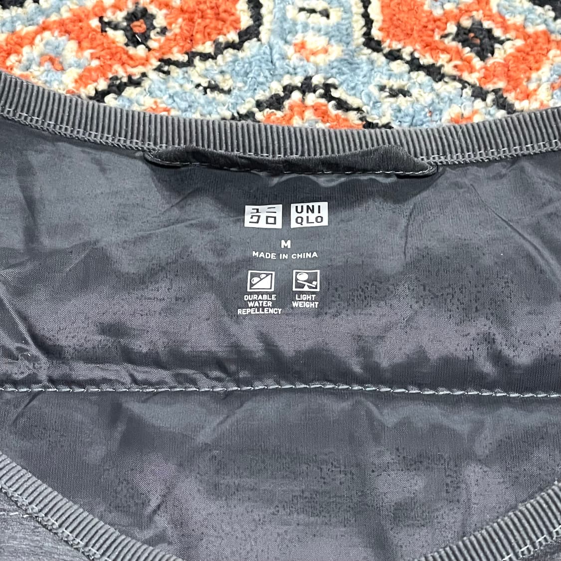 유니클로 그레이 다운 경량패딩 자켓 여성M 상품이미지3