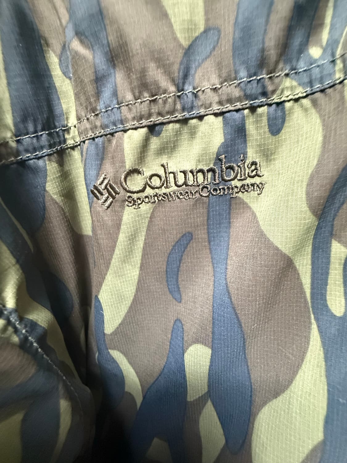 콜롬비아 카모 리버시블 자켓 상품이미지2