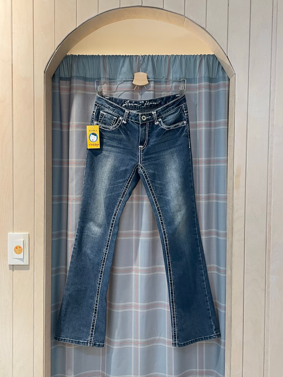 이랜드 y2k 스티치 부츠컷청바지 상품이미지1